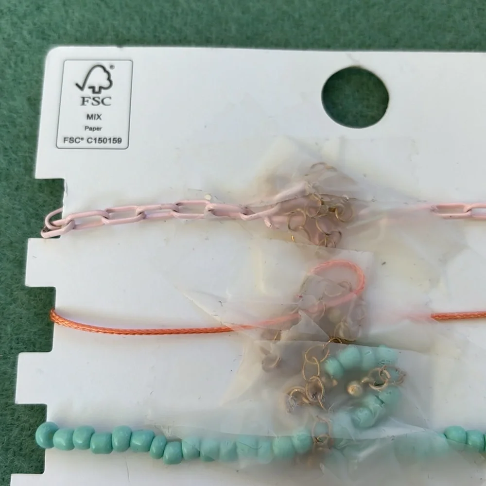 NWT Wonder Nation Pink and Silver Necklace Set 1 12” Stretch Choker 3 Extenders